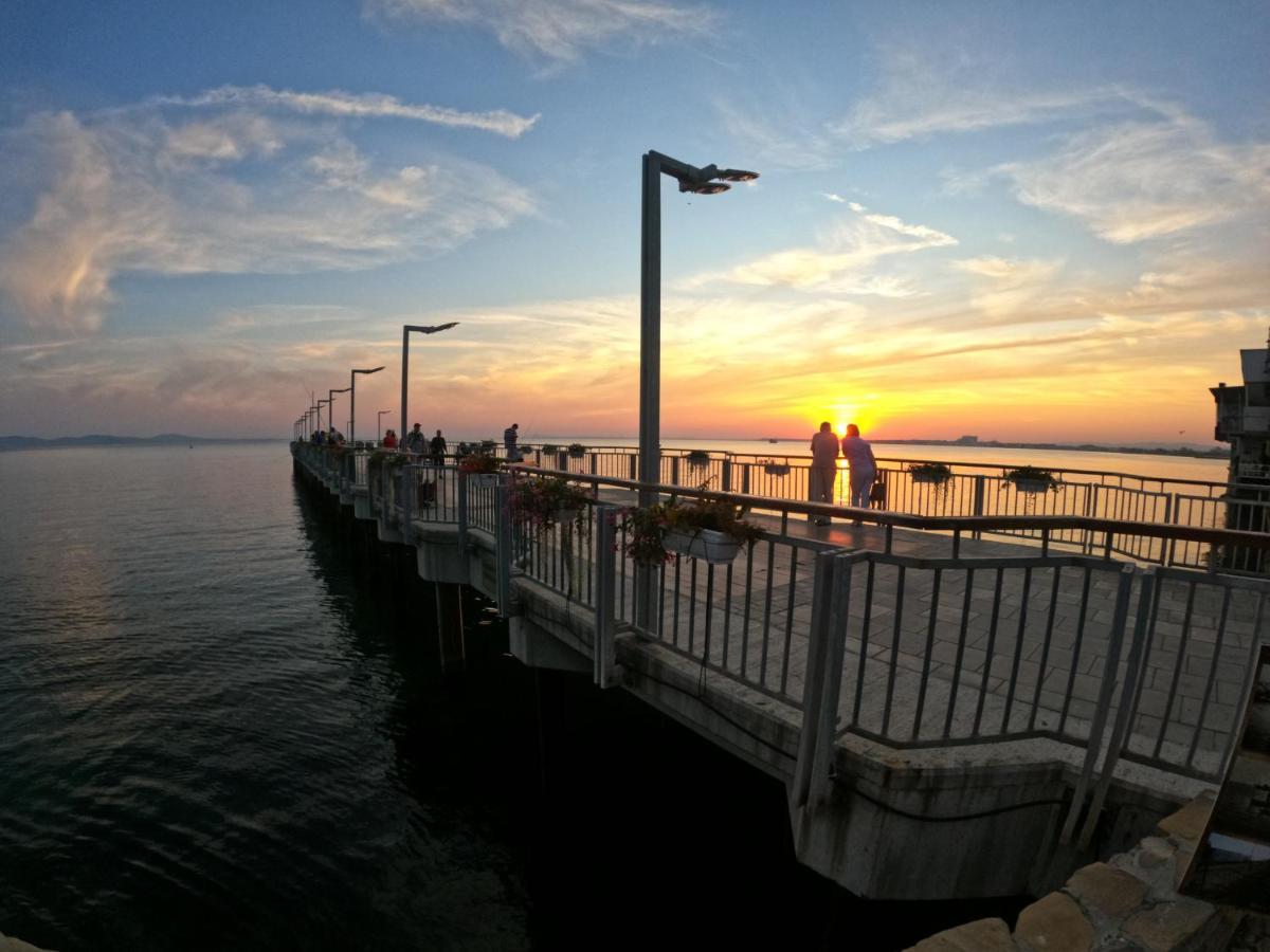 Sunset Yavorov Pomorie Apartment ภายนอก รูปภาพ