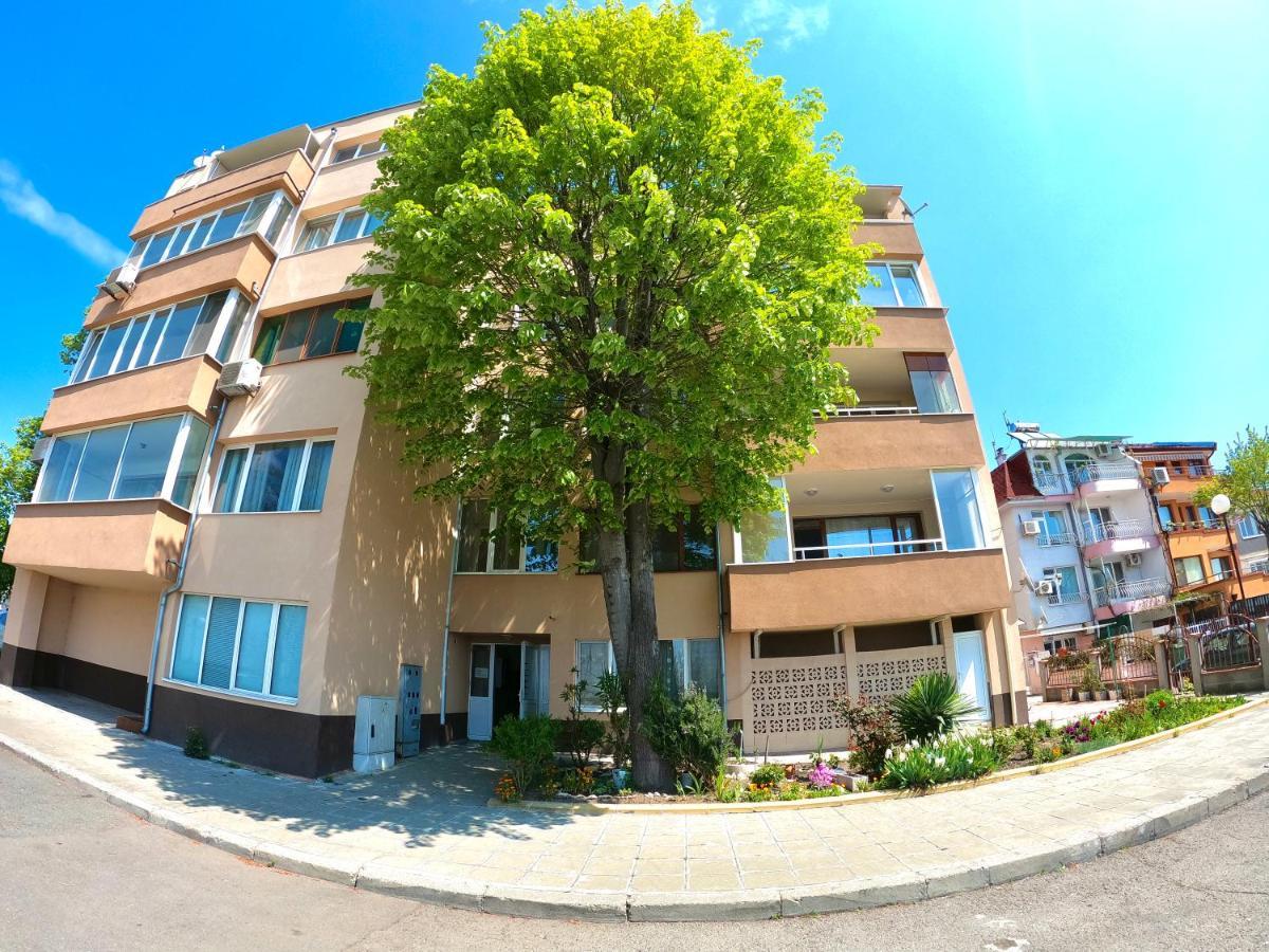 Sunset Yavorov Pomorie Apartment ภายนอก รูปภาพ