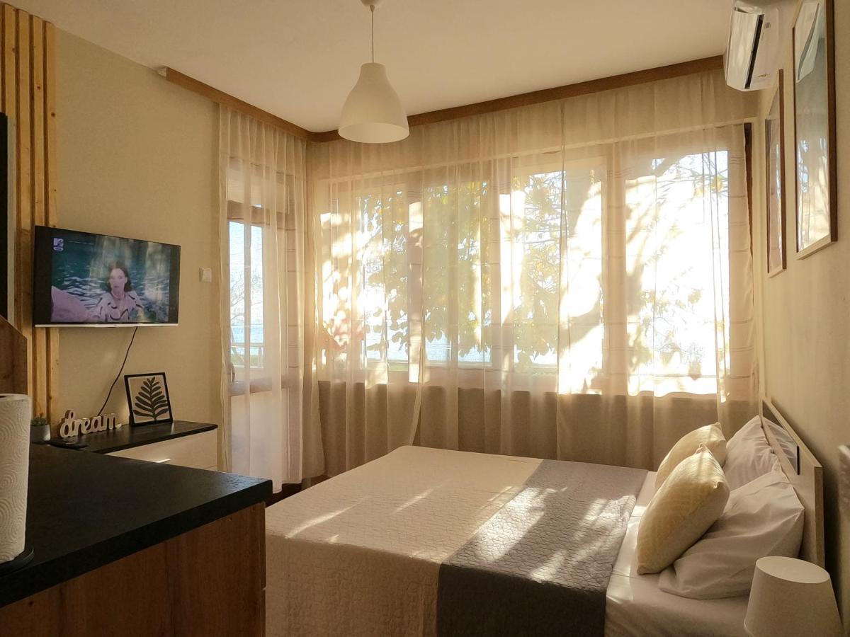 Sunset Yavorov Pomorie Apartment ภายนอก รูปภาพ